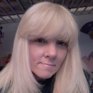 Meet your Posher, Michele